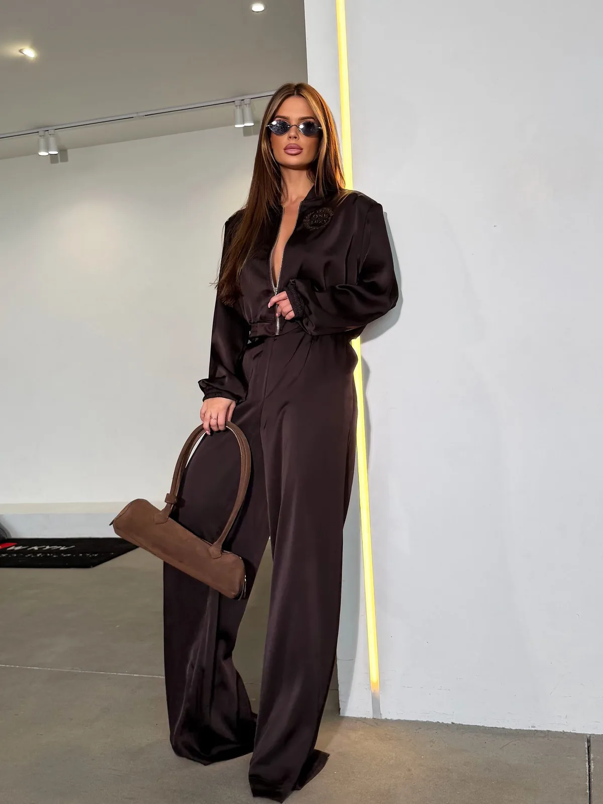 silk suit OLS